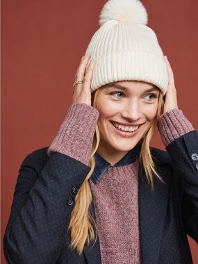 Norla Canada White Knit Pom Beanie Wool Blend Winter Hat